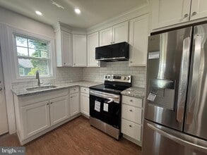 82 6th Ave in Penns Grove, NJ - Building Photo - Building Photo