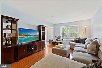 803 Tanglewood Dr in Gloucester Township, NJ - Building Photo - Building Photo