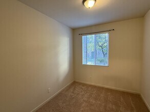 1055 Chamomile Walkway in San Jose, CA - Building Photo - Building Photo