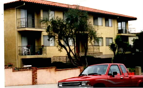 1280 W 24th St in San Pedro, CA - Foto de edificio