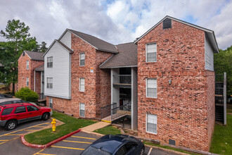 Summer Pointe Apartments in Shreveport, LA - Building Photo - Building Photo