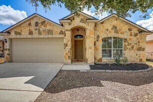 507 Teron Dr in San Marcos, TX - Building Photo