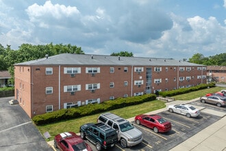 Hilton Arms in Columbus, OH - Building Photo - Building Photo