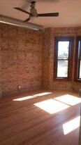 1758 W Montrose, Unit 1 in Chicago, IL - Building Photo