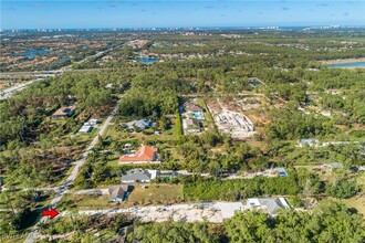 6147 English Oaks Ln in Naples, FL - Building Photo - Building Photo