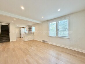 1330 E Chesterfield St in Ferndale, MI - Building Photo - Building Photo