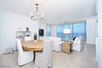 9577 Gulf Shore Dr in Naples, FL - Building Photo - Building Photo