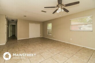 313 Apopka Hills Cir in Apopka, FL - Building Photo - Building Photo