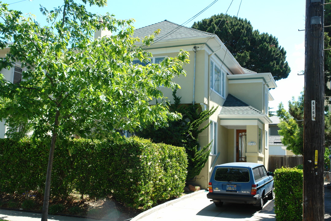 3147-3149 College Ave in Berkeley, CA - Foto de edificio