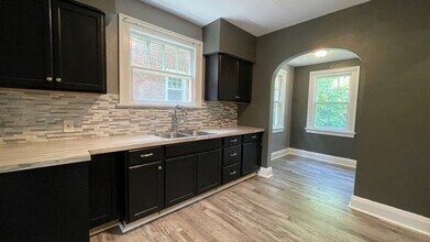 2018 Crosswell Pl in Toledo, OH - Building Photo - Building Photo