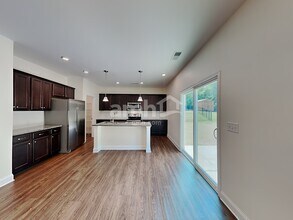 4925 Wilcrest Ct in Gastonia, NC - Foto de edificio - Building Photo