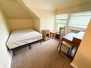 207 Kelvin Pl in Ithaca, NY - Building Photo - Building Photo