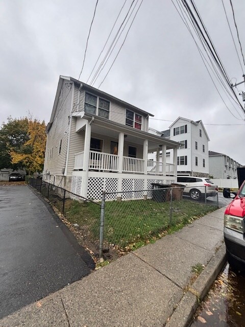 23 Finney Ln in Stamford, CT - Building Photo