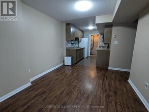 175-175 Stanley St. in Barrie, ON - Building Photo - Building Photo