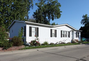 Southtown Mobile Home Park Inc. in Fort Wayne, IN - Building Photo