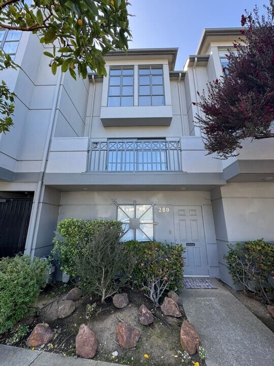 280 Portola Dr in San Francisco, CA - Building Photo