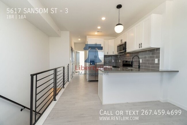 5617 Sansom St in Philadelphia, PA - Building Photo - Building Photo