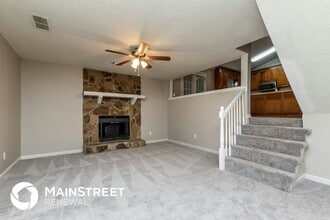 181 Holly Ct, Unit 3 in Loganville, GA - Foto de edificio - Building Photo