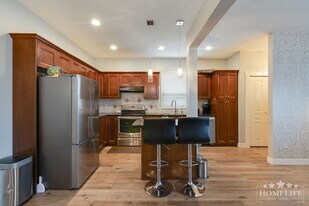 6779-6186 186 St in Surrey, BC - Building Photo