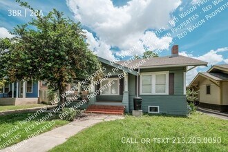 626 W Summit Ave. in San Antonio, TX - Building Photo - Building Photo
