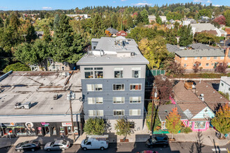 The Hub PDX Apartments in Portland, OR - Building Photo - Building Photo