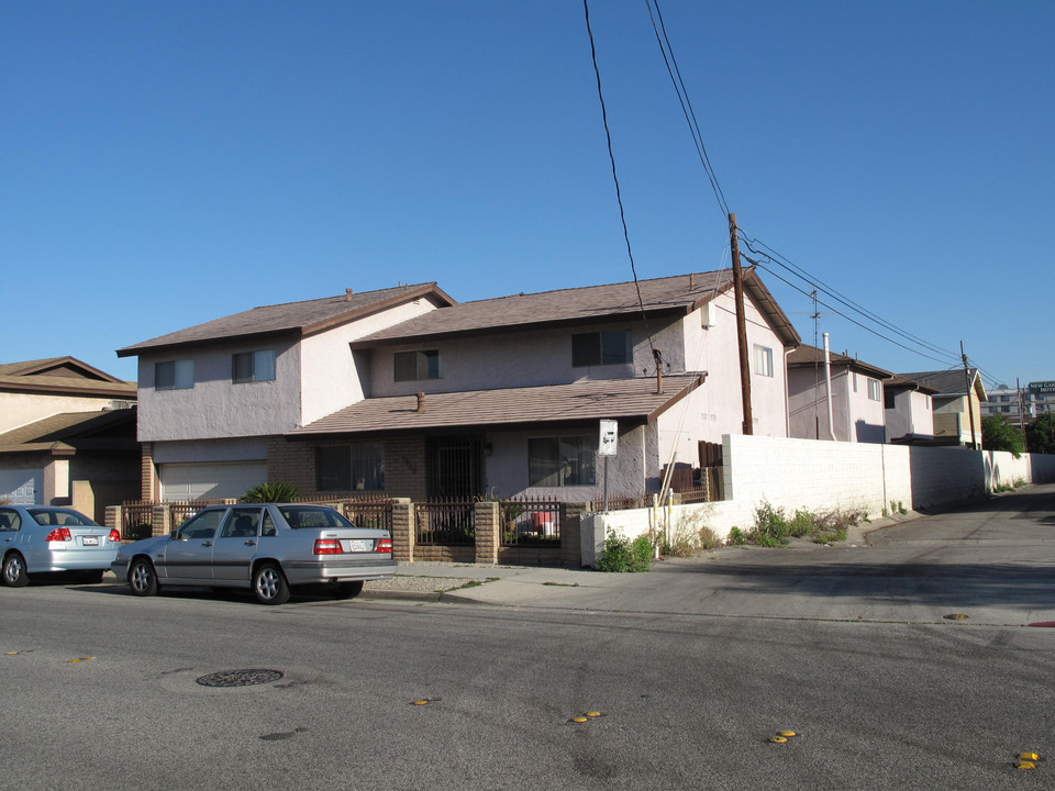 1629 W 158th St in Gardena, CA - Building Photo