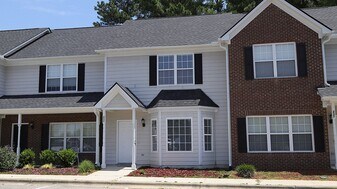 233 Dairy Rd in Clayton, NC - Building Photo