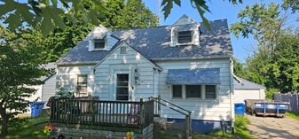 1479 Agard Ave in Benton Harbor, MI - Building Photo