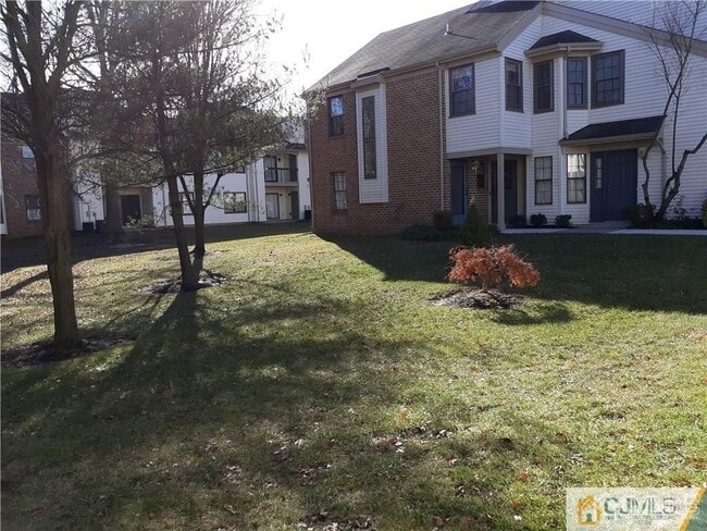 property at 1305 Harbour Club Dr