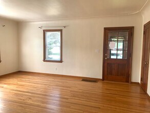 246 Marion Ave SW in Grand Rapids, MI - Building Photo - Building Photo