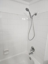 1033 4th Ave in New Westminster, BC - Building Photo - Building Photo