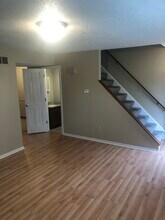 642 Arbor St, Unit 642 in Fostoria, OH - Building Photo - Building Photo