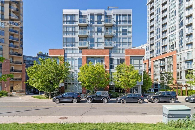 170-170 Sudbury St in Toronto, ON - Building Photo - Building Photo
