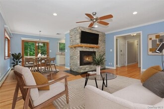 350 Spring St in Mt Kisco, NY - Building Photo - Building Photo