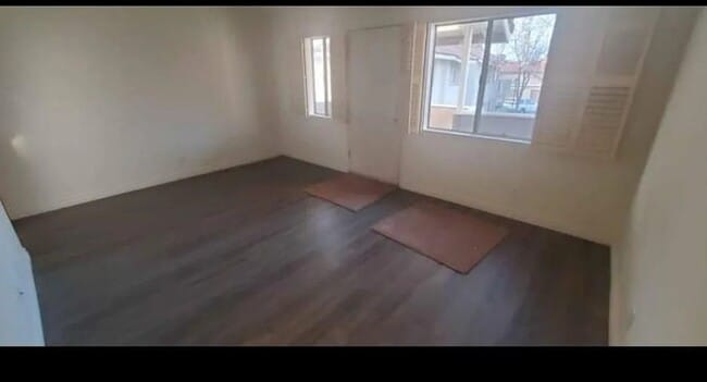 3645 Country Oaks Loop, Unit #B in Ontario, CA - Foto de edificio - Building Photo