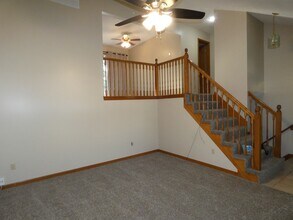 405 Woodland Ave in Smithville, MO - Building Photo - Building Photo