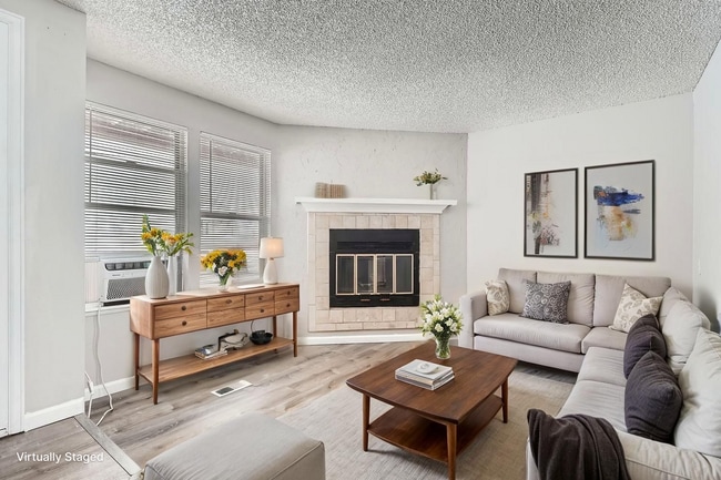 property at 983 S Pitkin Ct