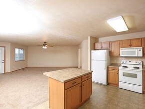 Eagle Creek Apartments in Brandon, SD - Building Photo - Building Photo