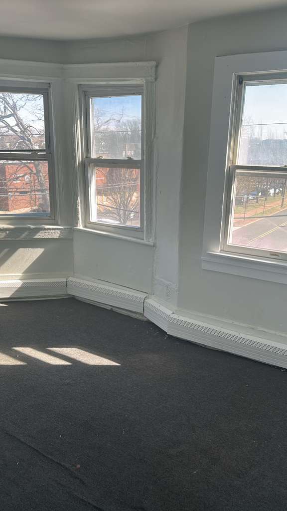 201 4th St, Unit 2 in Lakewood, NJ - Foto de edificio - Building Photo