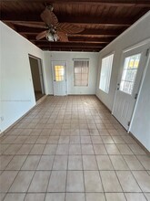 1240 NW 33rd Ave-Unit -3 in Miami, FL - Building Photo - Building Photo