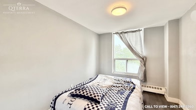 3120 Kirwin Av in Mississauga, ON - Building Photo - Building Photo