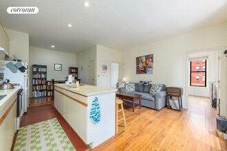 101 W 104th St in New York, NY - Building Photo - Building Photo