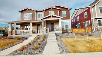 6060 N Netherland Ct in Aurora, CO - Building Photo