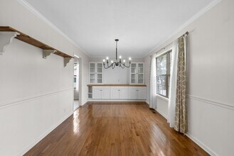 1021 Glenhurst Way in Clarksville, TN - Building Photo - Building Photo