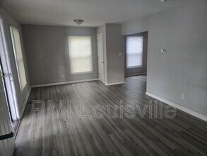 4221 Sunset Ave in Louisville, KY - Building Photo - Building Photo