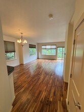 444 Shangri-La Way NW in Issaquah, WA - Building Photo - Building Photo
