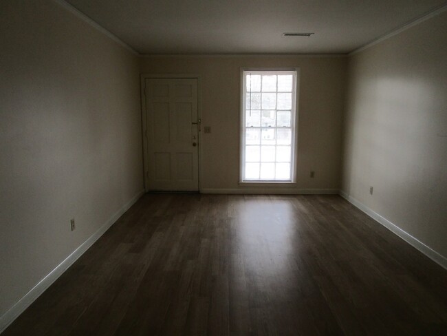 113 Willow Dr in Sumter, SC - Building Photo - Building Photo
