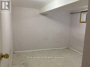 114 Baldwin St in Toronto, ON - Building Photo - Building Photo