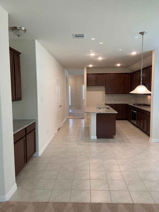 6214 Heron Dr in Aubrey, TX - Building Photo - Building Photo