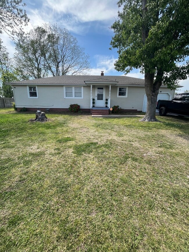 property at 465 Meadstown Rd